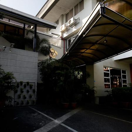Casa Pura Inn And Suites Quezon City Exterior foto